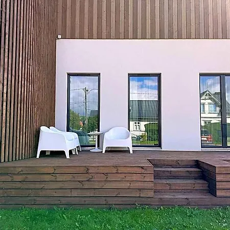 Aisa 39 3* Pärnu
